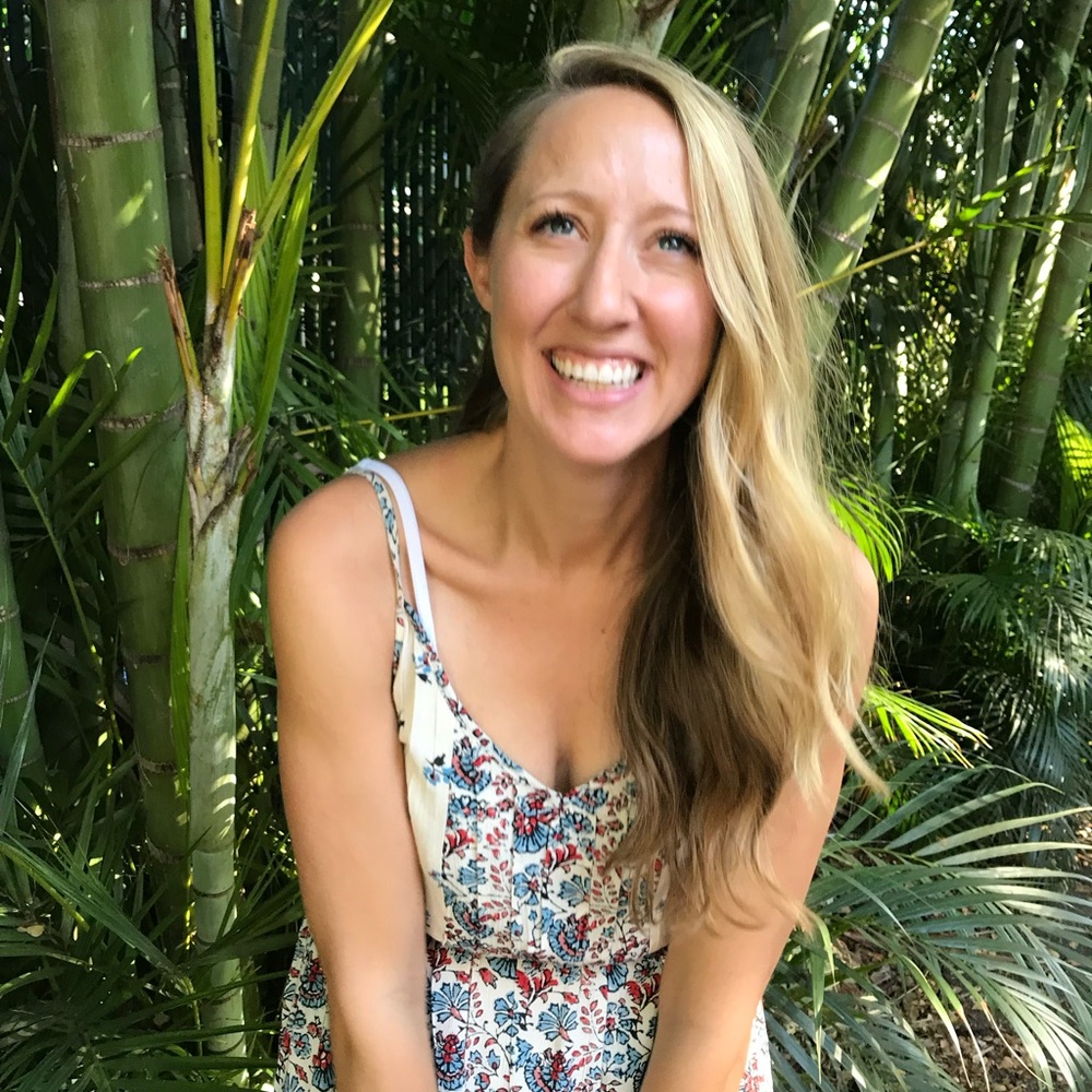 Meet your Posher, Hayley